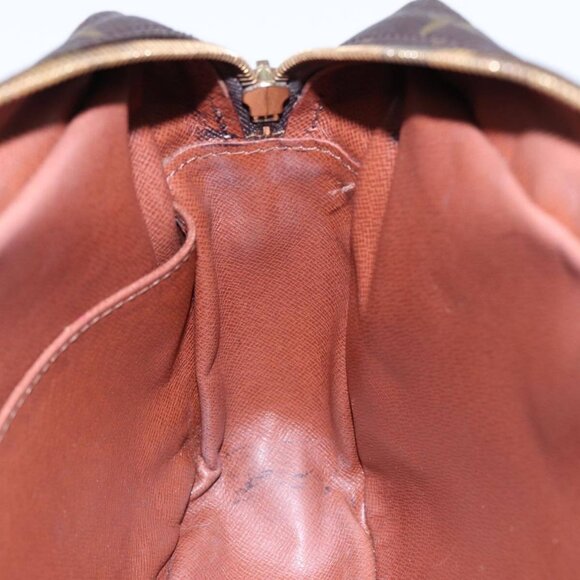 LOUIS VUITTON Monogram Compiegne 28 Clutch Bag - Picture 13 of 16